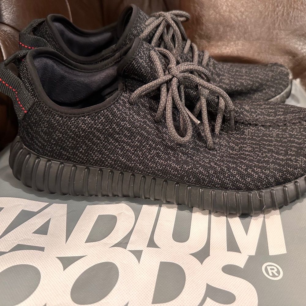 Pirate Black Yezzy 350 - 2016